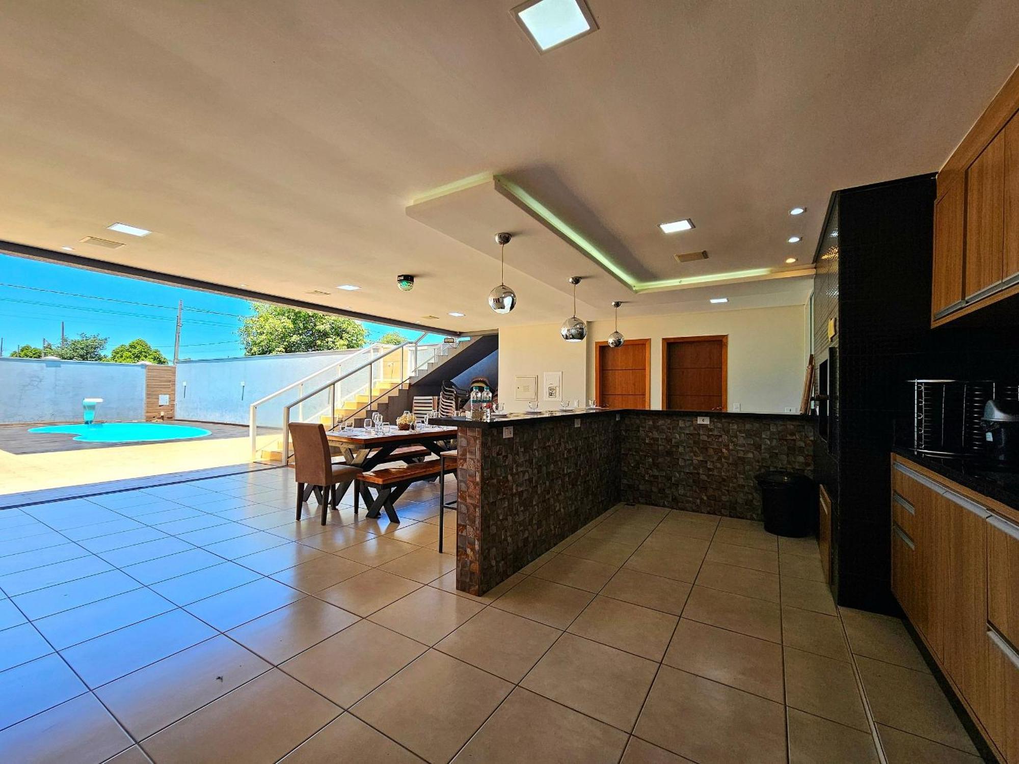 Casa 4 Quartos 4 Banheiros Prox Cataratas E Aeropo